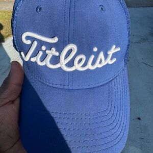 Titleist Pro V1 Tour Sport Mesh Fitted Golf Hat